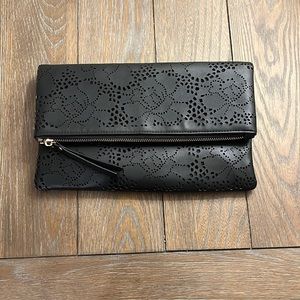 Black clutch